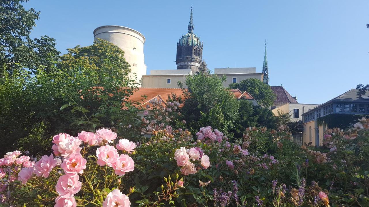 Fewo "Seerose" Am Stadtpark Apartment Wittenberg Exterior photo